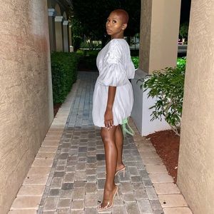 Meet your Posher, Monifa